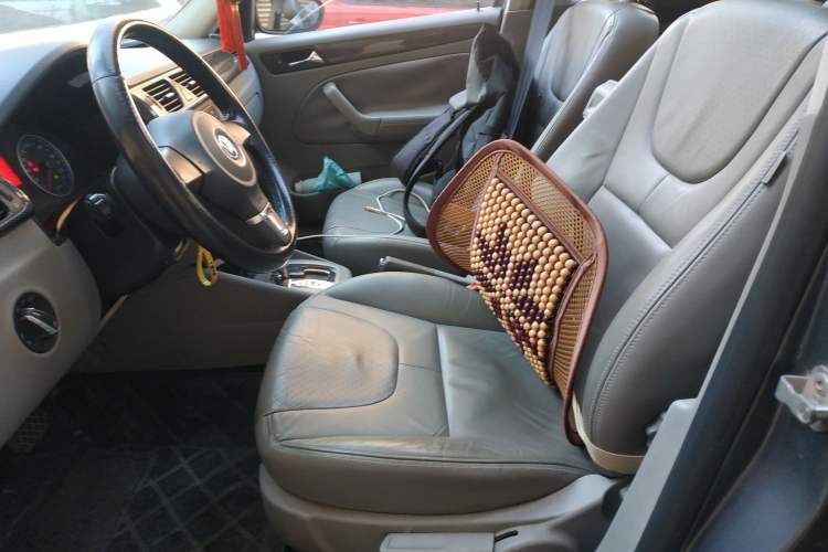 Used Volkswagen Bora 2012 1.6L Automatic Comfort Edition Left Front Seat