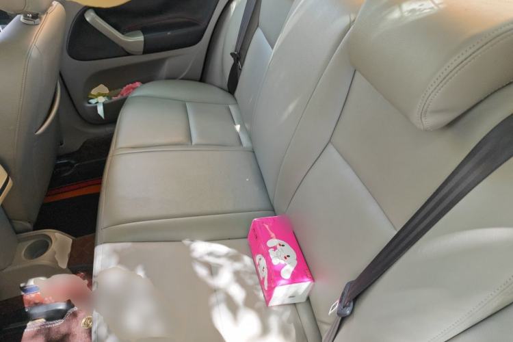 Used Volkswagen Bora 2012 1.6L Automatic Fashion Edition Left Rear Seat