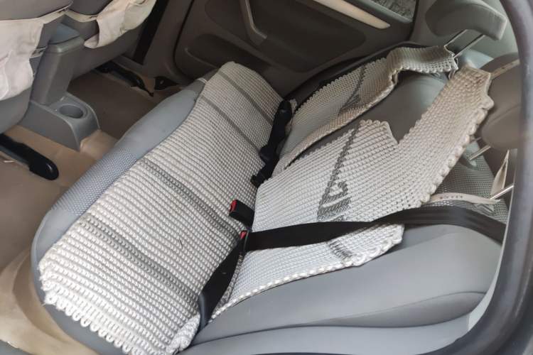 Used Volkswagen Bora 2012 1.6L Automatic Fashion Edition Left Rear Seat