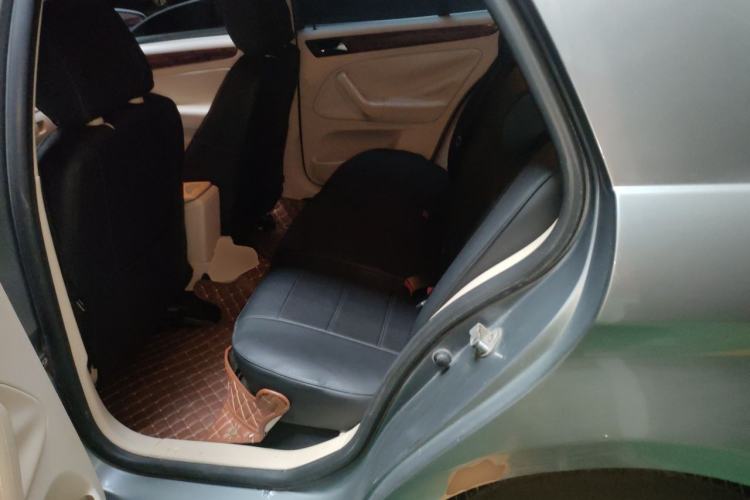 Used Volkswagen Bora 2012 1.6L Automatic Fashion Edition Left Rear Seat