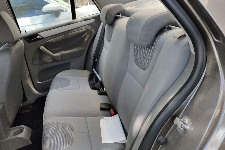 Used Volkswagen Bora 2012 1.6L Automatic Fashion Edition Left Rear Seat