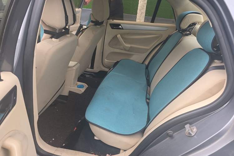 Used Volkswagen Bora 2012 1.6L Automatic Fashion Edition Left Rear Seat