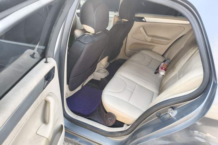 Used Volkswagen Bora 2012 1.6L Manual Fashion Edition Left Rear Seat