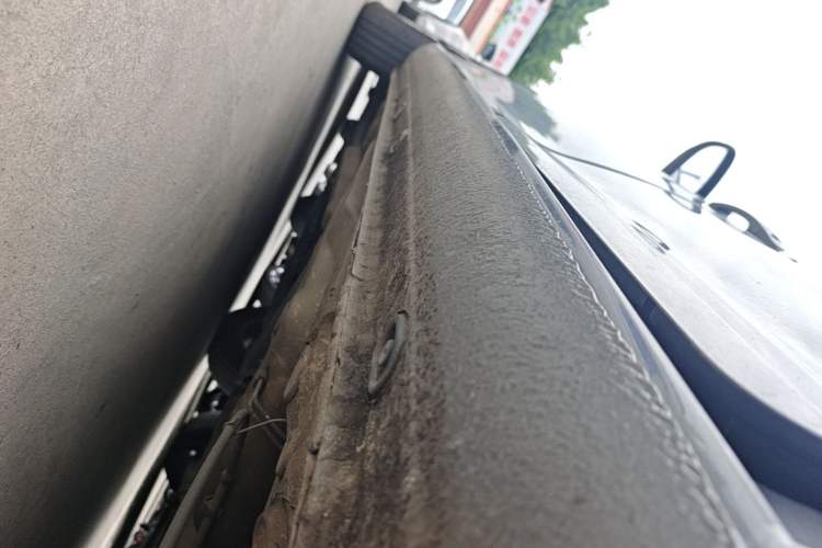 Used Volkswagen Bora 2012 1.6L Automatic Fashion Edition Left Side Sill