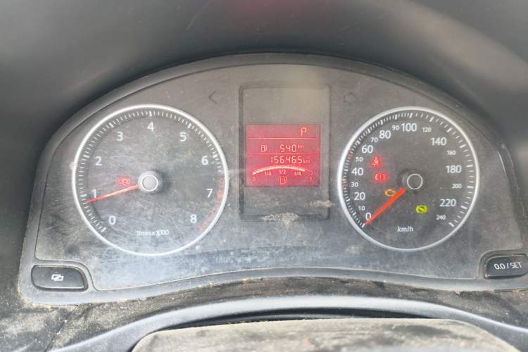 Used Volkswagen Bora 2012 1.6L Automatic Comfort Edition Odometer Close Up