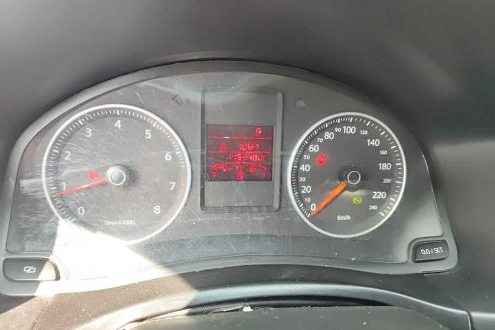Used Volkswagen Bora 2012 1.6L Automatic Fashion Edition Odometer Close Up