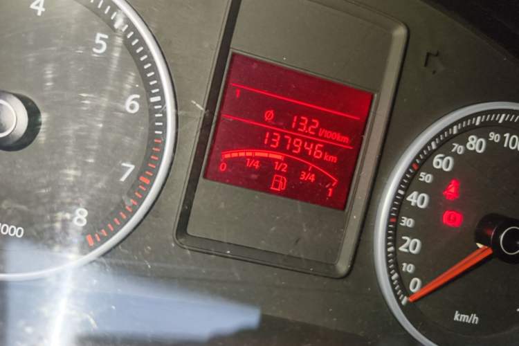 Used Volkswagen Bora 2012 1.6L Manual Comfort Model Odometer Close Up
