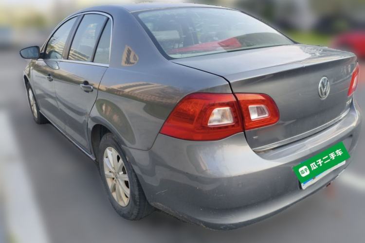 Used Volkswagen Bora 2012 1.6L Automatic Comfort Edition Rear Left 45 Deg