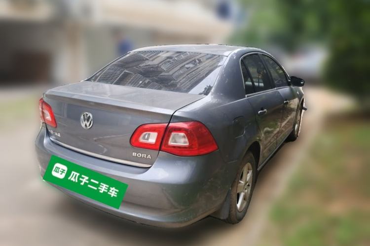 Used Volkswagen Bora 2012 1.6L Automatic Fashion Edition Rear Right 45 Deg