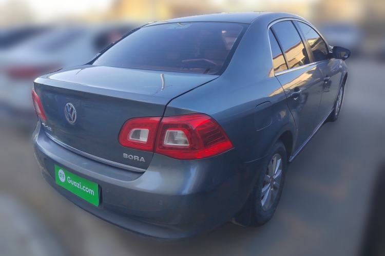 Used Volkswagen Bora 2012 1.6L Manual Comfort Model Rear Right 45 Deg