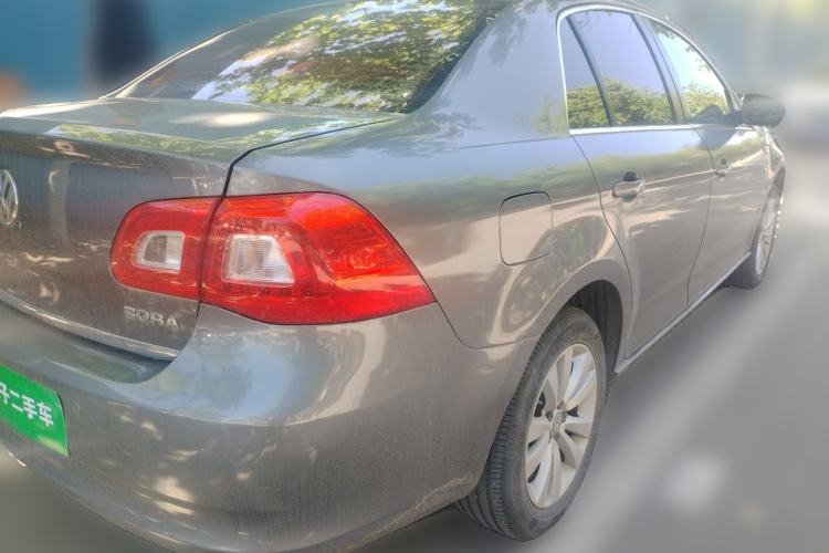 Used Volkswagen Bora 2012 1.6L Automatic Comfortable Value Edition Rear Right 45 Deg
