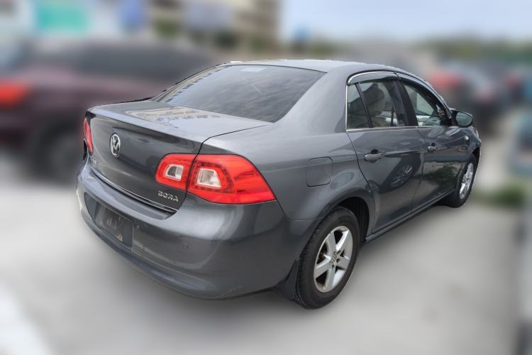 Used Volkswagen Bora 2012 1.6L Automatic Fashion Edition Rear Right 45 Deg
