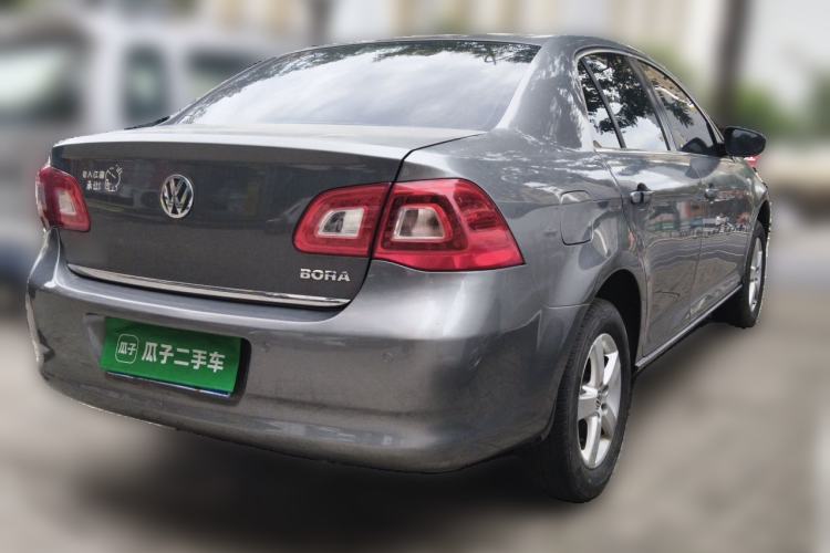 Used Volkswagen Bora 2012 1.6L Automatic Fashion Edition Rear Right 45 Deg