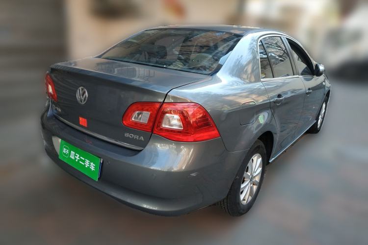 Used Volkswagen Bora 2012 1.6L Automatic Comfort Edition Rear Right 45 Deg