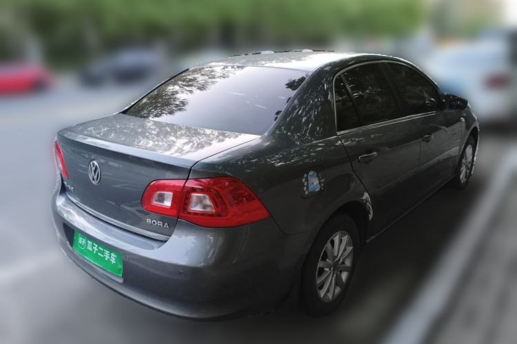 Used Volkswagen Bora 2012 1.6L Manual Comfort Model Rear Right 45 Deg