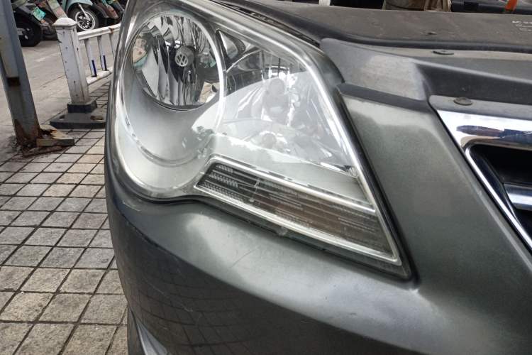 Used Volkswagen Bora 2012 1.6L Automatic Comfortable Value Edition Right Front Headlight