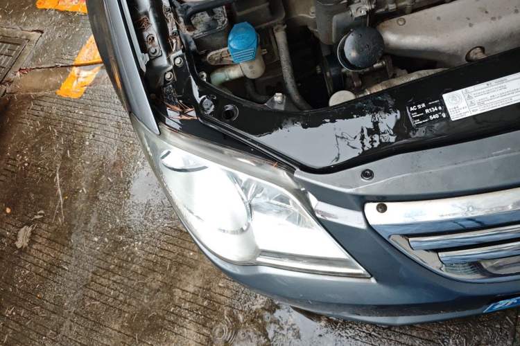 Used Volkswagen Bora 2012 1.6L Manual Fashion Edition Right Front Headlight