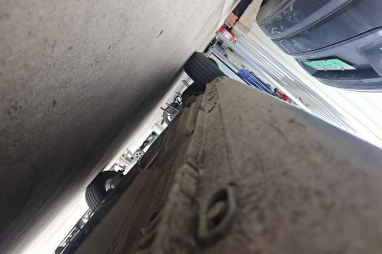 Used Volkswagen Bora 2012 1.6L Automatic Fashion Edition Right Side Sill