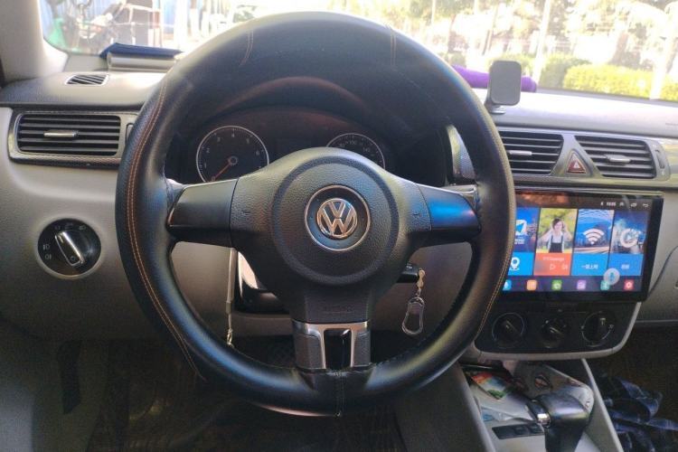 Used Volkswagen Bora 2012 1.6L Automatic Comfortable Value Edition Steering Wheel