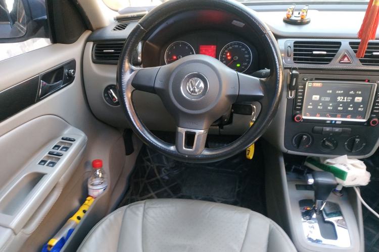Used Volkswagen Bora 2012 1.6L Automatic Comfort Edition Steering Wheel