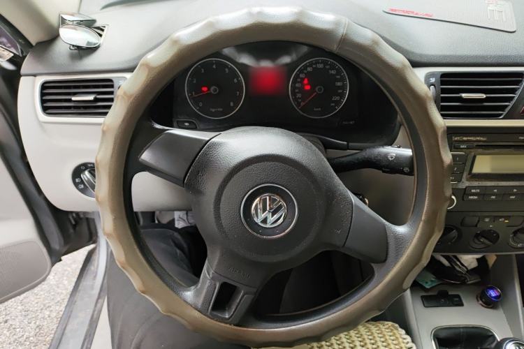 Used Volkswagen Bora 2012 1.6L Manual Fashion Edition Steering Wheel