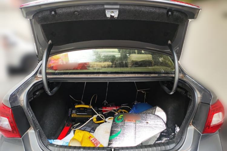 Used Volkswagen Bora 2012 1.6L Manual Fashion Edition Trunk