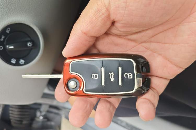 Used Volkswagen Bora 2012 1.6L Automatic Fashion Edition Vehicle Key