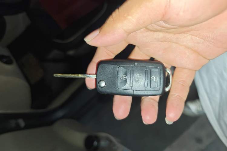 Used Volkswagen Bora 2012 1.6L Automatic Fashion Edition Vehicle Key