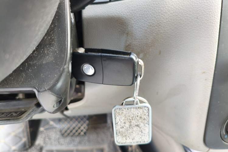 Used Volkswagen Bora 2012 1.6L Automatic Comfort Edition Vehicle Key