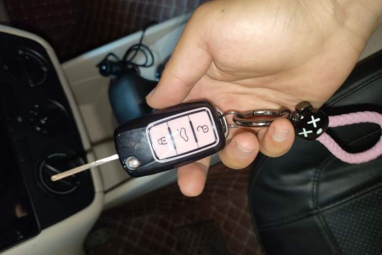 Used Volkswagen Bora 2012 1.6L Automatic Fashion Edition Vehicle Key