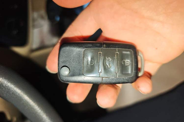 Used Volkswagen Bora 2012 1.6L Automatic Fashion Edition Vehicle Key