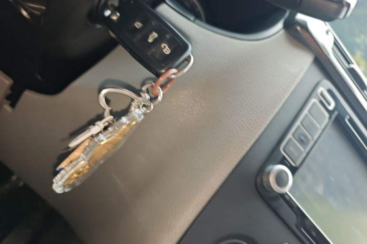 Used Volkswagen Bora 2012 1.6L Manual Comfort Model Vehicle Key
