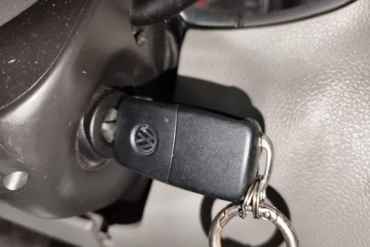 Used Volkswagen Bora 2012 1.6L Automatic Fashion Edition Vehicle Key