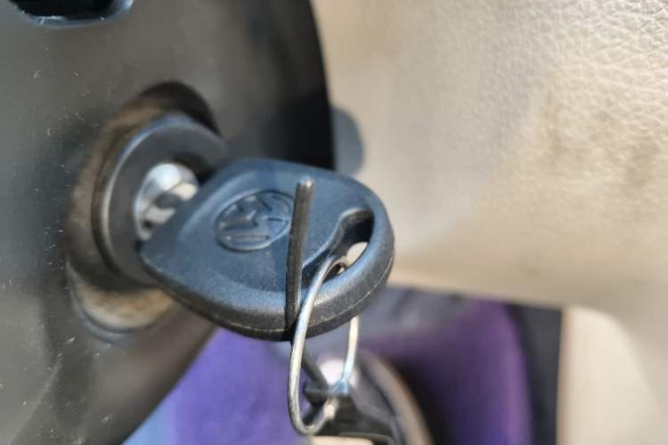 Used Volkswagen Bora 2012 1.6L Manual Fashion Edition Vehicle Key