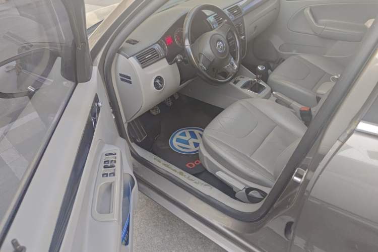Used Volkswagen Bora 2012 1.6L Manual Comfort Model Driver Seat
