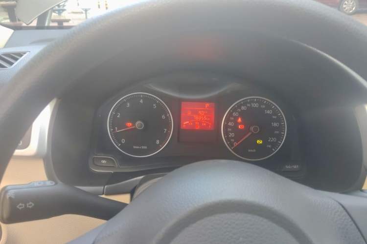 Used Volkswagen Bora 2012 1.6L Automatic Fashion Value Edition Instrument Cluster