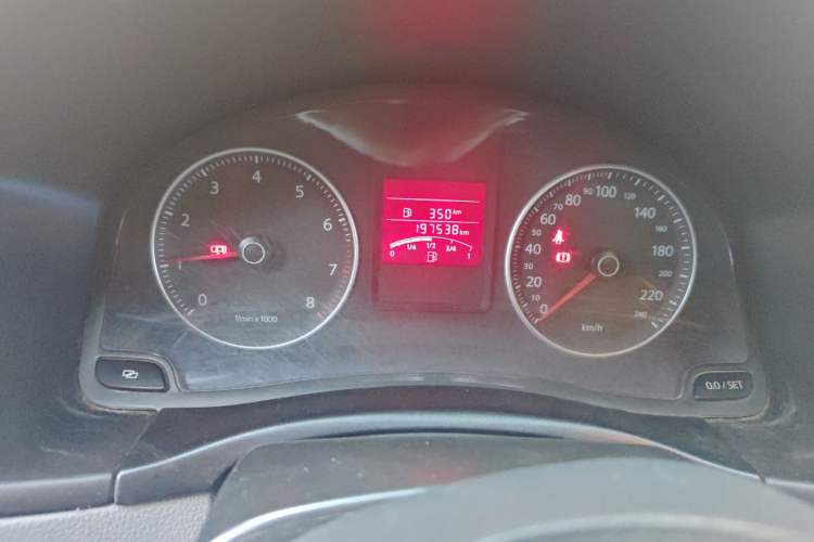 Used Volkswagen Bora 2012 1.6L Manual Comfort Model Odometer Close Up