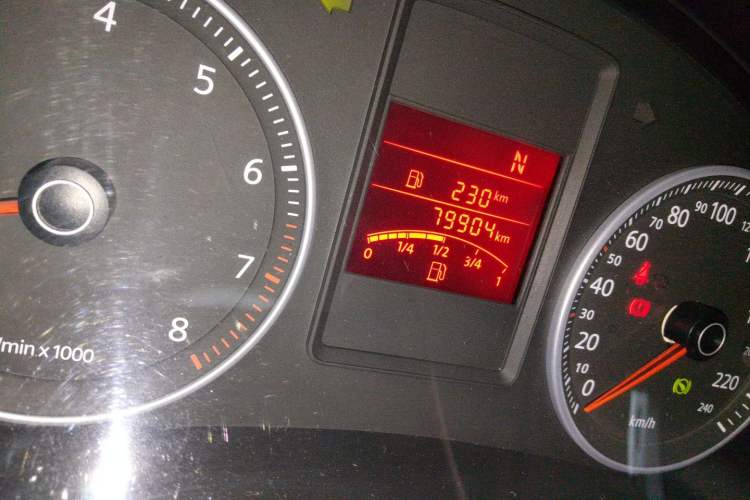 Used Volkswagen Bora 2012 1.6L Automatic Fashion Edition Odometer Close Up