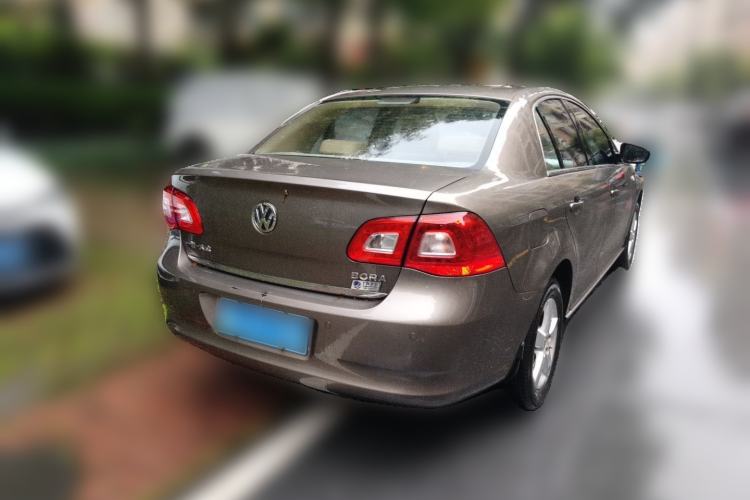 Used Volkswagen Bora 2012 1.6L Automatic Fashion Edition Rear Right 45 Deg