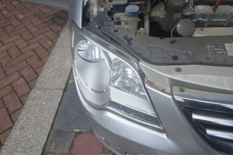 Used Volkswagen Bora 2012 1.6L Manual Fashion Edition Right Front Headlight