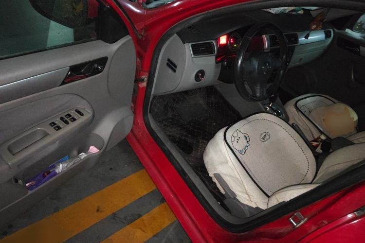 Used Volkswagen Bora 2012 1.6L Automatic Fashion Edition Driver Seat