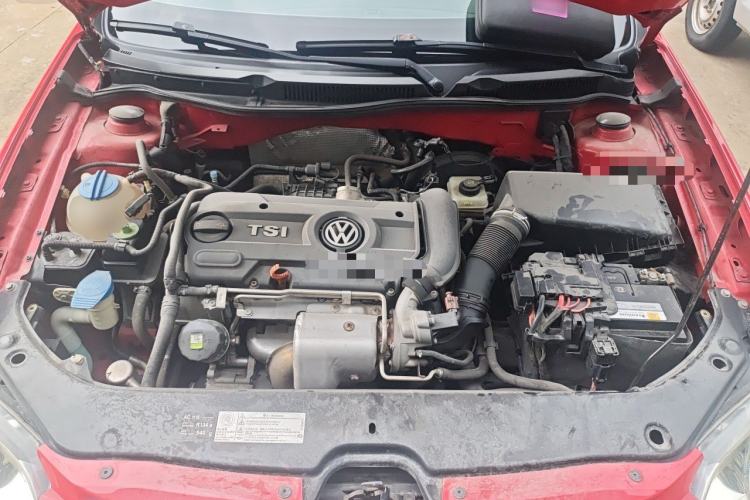 Used Volkswagen Bora 2012 1.4T Automatic Luxury Version Engine Bay