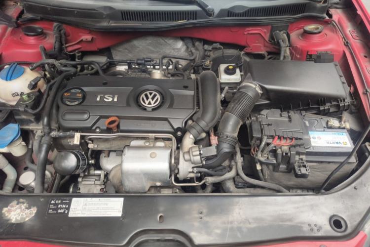 Used Volkswagen Bora 2012 1.4T Automatic Comfort Edition Engine Bay