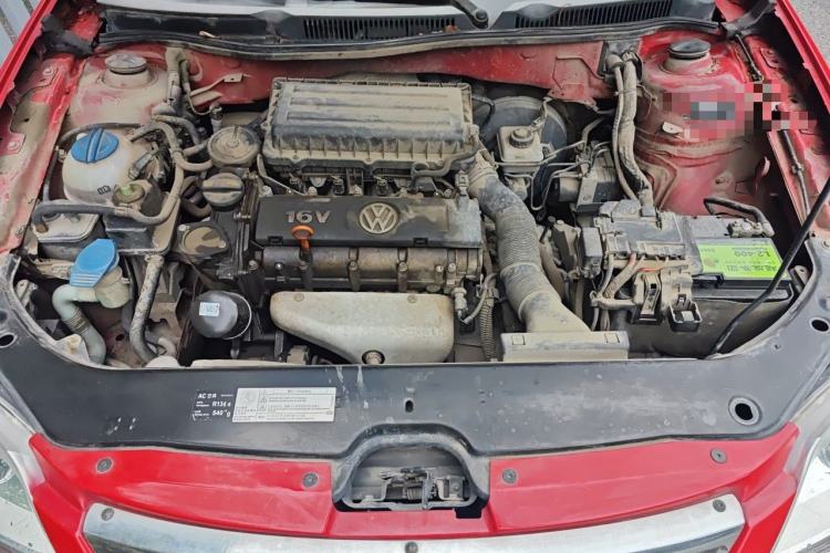 Used Volkswagen Bora 2012 1.6L Automatic Fashion Edition Engine Bay