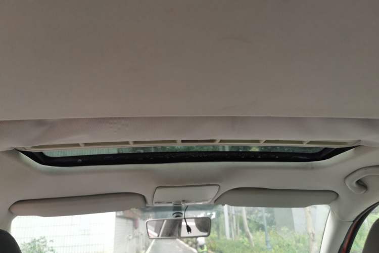 Used Volkswagen Bora 2012 1.6L Automatic Comfort Edition Headliner