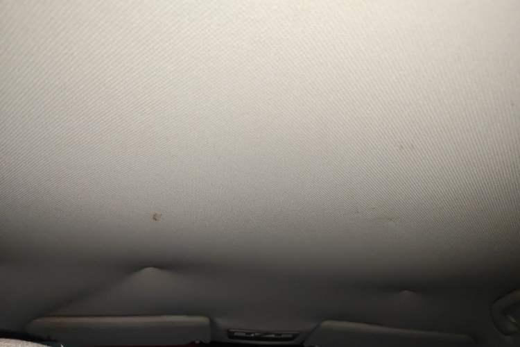 Used Volkswagen Bora 2012 1.6L Automatic Fashion Edition Headliner