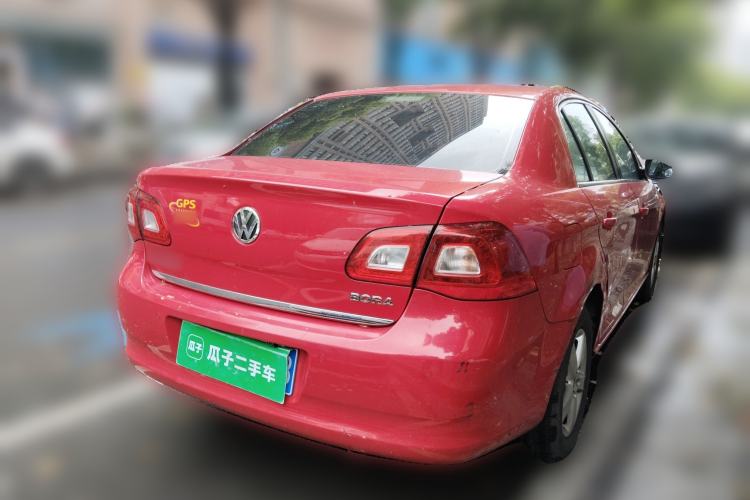 Used Volkswagen Bora 2012 1.6L Automatic Fashion Edition Rear Right 45 Deg