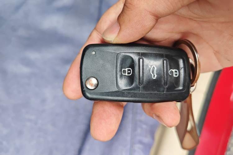 Used Volkswagen Bora 2012 1.6L Automatic Fashion Edition Vehicle Key
