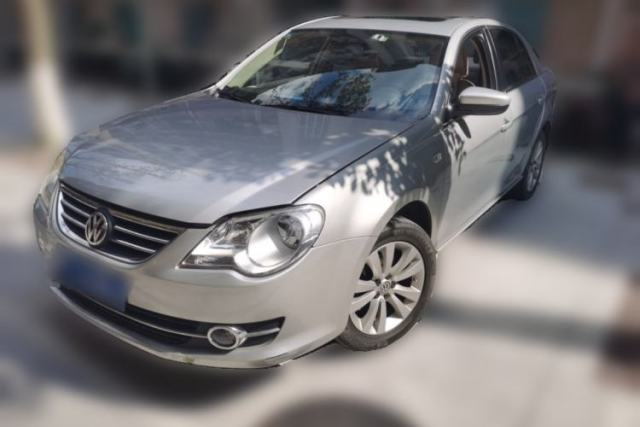 Volkswagen Bora 2012 1.6L Automatic Comfortable Value Edition مستعملة