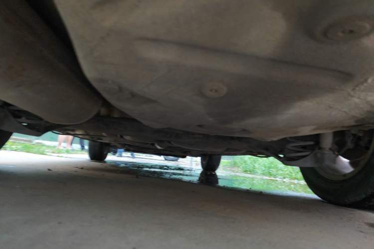 Used Volkswagen Bora 2012 1.6L Manual Fashion Edition Chassis Rear
